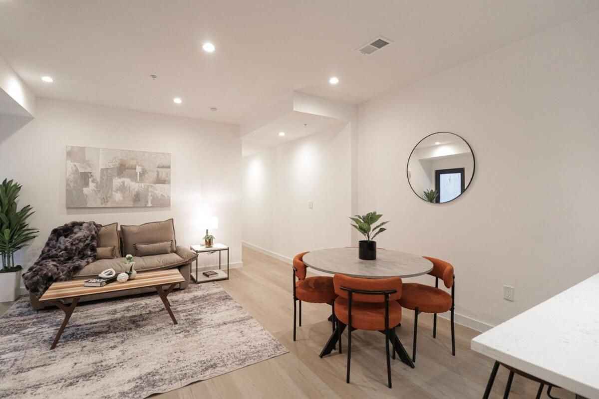 Apartment Unit 3 1bed With Queen Sofa Bed In The Heart Of Dc Washington